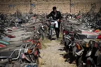 دومین فراخوان پلیس برای تعیین تکلیف بیش از ١١هزار خودرو و موتور توقیفی درپارکینگ‌های تهران