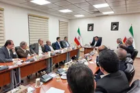 مخبر: چاره‌ای جز کاهش حجم قوانین و بروکراسی‌های دست‌وپاگیر نداریم