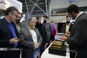 دکتر بیژن رنجبر رییس دانشگاه آزاد اسلامی در مراسم افتتاحیه سومین دوره نمایشگاه فناوری و نوآوری فن نما 1404