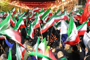 مردم امکان دفاع از کشور را برای نیروهای مسلح فراهم کردند/ غافلگیری دشمن از قدرت نظامی ایران