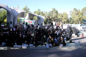 مراسم دعای عرفه در دانشگاه تهران