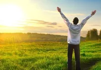 شرط لازم برای شاد زیستن و کمک به دیگران/ تمرکز بر نکات مثبت حال خوب را افزایش می‌دهد