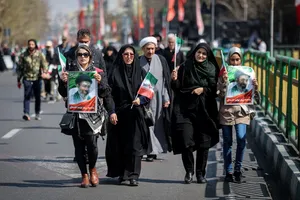 تشییع پیکر شهیدان لاریجانی، سلیمانی و شهدای ناو دنا
