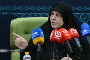 دکتر فریده اولاد قباد معاون تعاون و امور اجتماعی بنیاد شهید در نشست خبری تخصصی تشریح عملکرد 