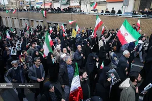 تشییع پیکر شهیدان لاریجانی، سلیمانی و شهدای ناو دنا