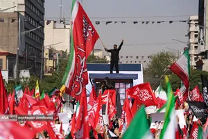 تشییع پیکر مطهر آقای شهید ایران و خانواده ایشان