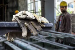 کارگری برای «هیچ» 