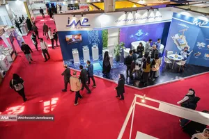 سومین روز شانزدهمین نمایشگاه فناوری نانو