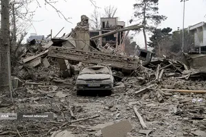 حمله هوایی جنگنده&zwnj;های اسرائیلی_آمریکایی به خیابان پیروزی تهران