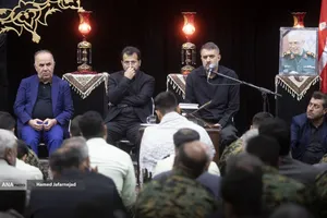 مراسم گرامیداشت چهلمین روز درگذشت شهید سپهبد محمد باقری (محمد حسین افشردی) و همسر وی ( اشرف افشردی) و دختر این فرمانده عزیز (فرشته افشردی)