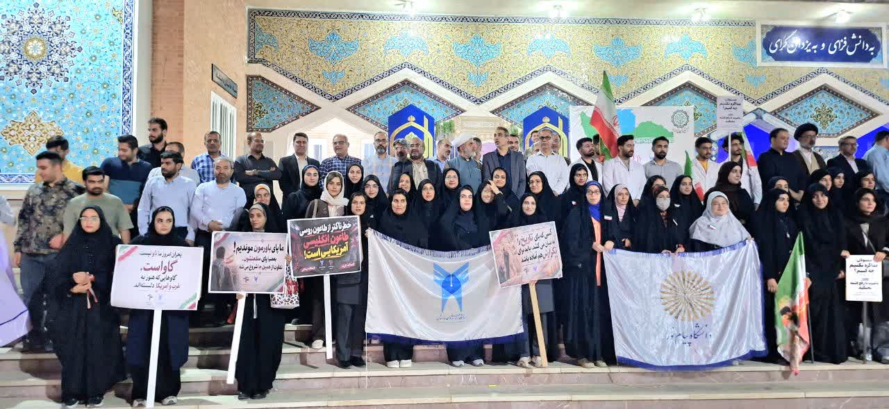 نخبگان مردانه پای کار نظام و انقلاب اسلامی ایستاده‌اند