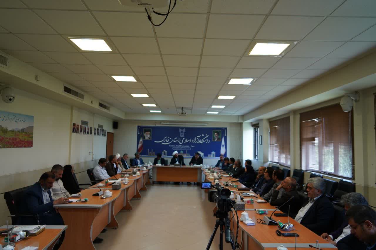 مسئول بسیج اساتید دانشگاه آزاد اسلامی شیراز معرفی شد