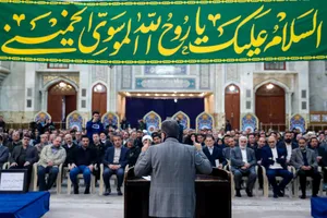 تجدید میثاق دانشگاهیان دانشگاه آزاد اسلامی با آرمان های امام خمینی(ره)