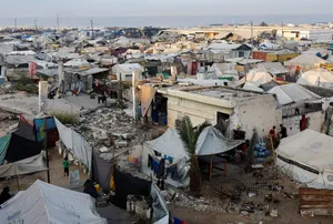 حملات هوایی رژیم صهیونیستی به اردوگاه آوارگان غزه و منطقه خان&zwnj;یونس 