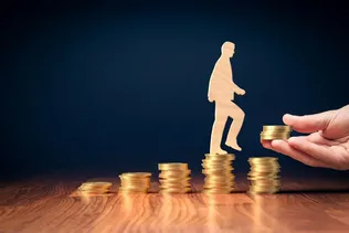 شکاف مزد و معیشت به ۴ برابر رسید/ ترمیم دستمزد تنها راه خروج کارگران از چندشیفت‌کاری