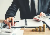 تسهیل فرآیند‌های مالی برای سرمایه‌گذاران؛ چگونه از بازارهای غیرمولد خارج شویم؟