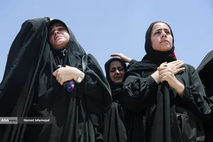 تشییع پیکر مطهر آقای شهید ایران و خانواده ایشان