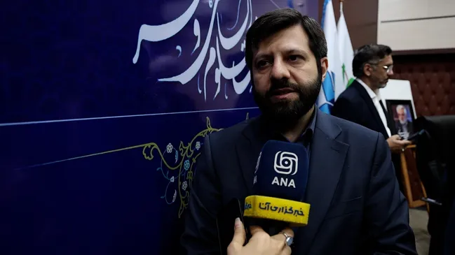 پیشوایی: ظرفیت دانشگاه آزاد باید در خدمت حل مسائل کشور باشد