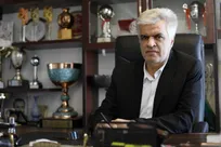 نائیجی: با زبان خوش می‌گویم تمرکز کادرفنی و بازیکنان پیکان را برهم نزنند