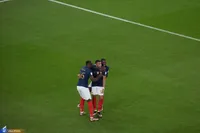 تونل قهرمانی برای فرانسه تشکیل شد!+ تصاویر