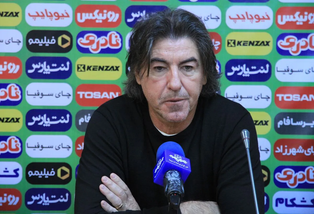 ساپینتو: ۳ امتیاز بازی گل‌گهر برای ما حیاتی است/ باشگاه استقلال مشکل زمین را حل کند