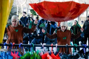 اولین روز اجراهای خیابانی جشنواره تئاتر فجر
