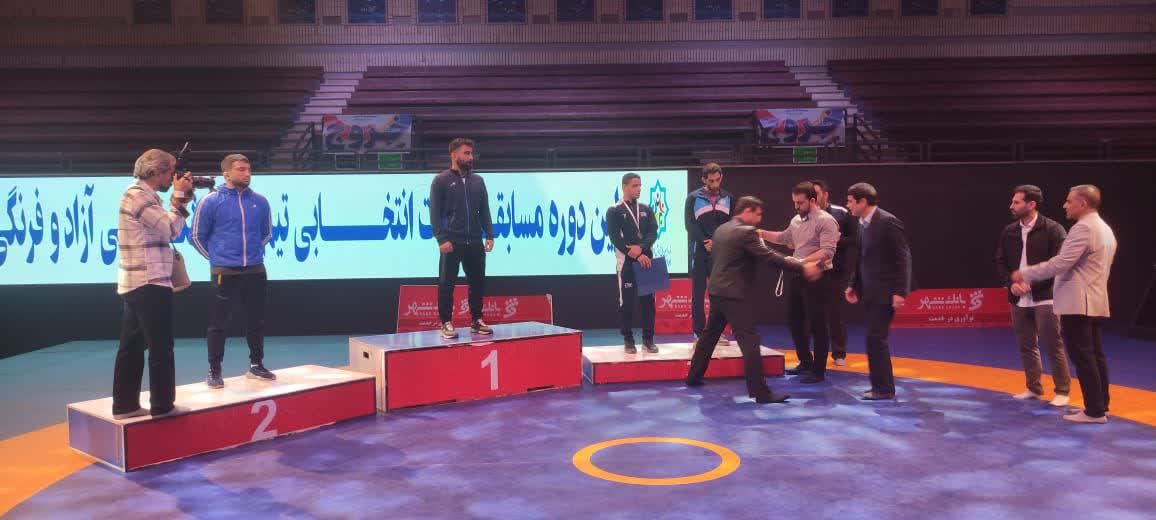 قهرمانی دانشجویان دانشگاه آزاد در انتخابی تیم ملی/ ۱۶ دوبنده به آزاد و فرنگی‌کاران این دانشگاه رسید