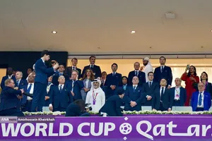 لقاء بين منتخبي فرنسا والمغرب لكرة القدم