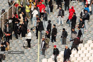 درگیری هواداران دو تیم