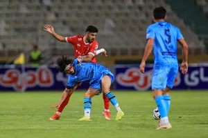 دیدار تیم&zwnj;های فوتبال پرسپولیس - چادرملو
