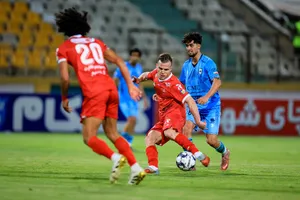 دیدار تیم&zwnj;های فوتبال پرسپولیس - چادرملو
