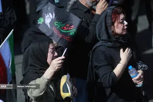 تشییع پیکر مطهر آقای شهید ایران و خانواده ایشان