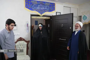 دیدار با خانواده شهید نخبه علی خدایاری