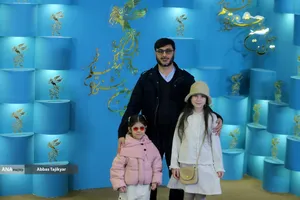 محمدرضا شفیعی تهیه کننده در فتوکال فیلم سینمایی صیاد