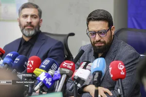 نشست خبری مهدی قمی شهردار منطقه 11 تهران