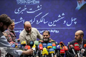 فرشاد عالی، مسئول ارتباطات و روابط عمومی سازمان بسیج مستضعفین و سردار حسین معروفی معاون هماهنگ کننده سازمان بسیج