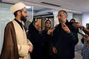افتتاح نمایشگاه تصویرسازی &laquo;با هم برای ایران&raquo;