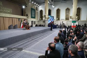دیدار دانش&zwnj;آموزان و دانشجویان با رهبر معظم انقلاب