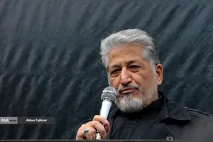 اجتماع دانشگاهیان دانشگاه آزاد اسلامی در سوگ رهبر شهید انقلاب و محکومیت تجاوز صهبونیستی و آمریکایی به کشور