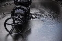 خیز بازار نفت برای صعود به 100 دلار