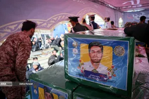 تشییع پیکر شهیدان لاریجانی، سلیمانی و شهدای ناو دنا
