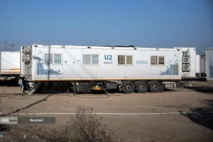 خدمت&zwnj;رسانی بیمارستان سیار برکت در عمود ۹۸۹ طریق الحسین