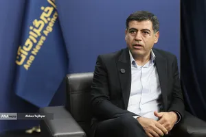 &laquo;علیرضا زارعی&raquo; استاد نمونه دانشکده ریاضی دانشگاه شریف در جنگ رمضان