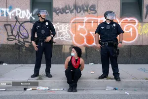 اعتراضات گسترده علیه اداره مهاجرت و گمرک آمریکا