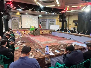 تکریم خانواده شهید علی خدادادی 