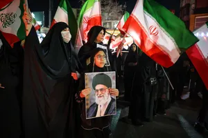 مراسم عزاداری در سوگ رهبر شهید انقلاب - میدان تجریش