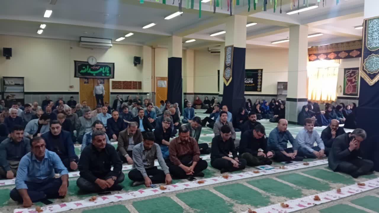 امام شهید رزمنده پای کار بودند/ رهبر شهید باصلابت و شجاعت مقابل استکبار جهانی ایستادگی کردند