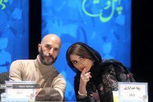 رها خدایاری و توماج دانش بهزادی در نشست خبری فیلم سینمایی آبستن