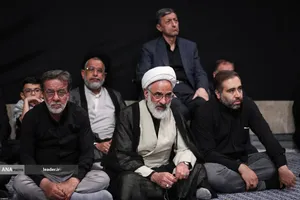 عزاداری شب تاسوعای حسینی(ع) در حسینیه امام خمینی(ره)