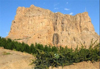 احتمال شنیده شدن صدای انفجار کنترل شده در کوه صفه اصفهان